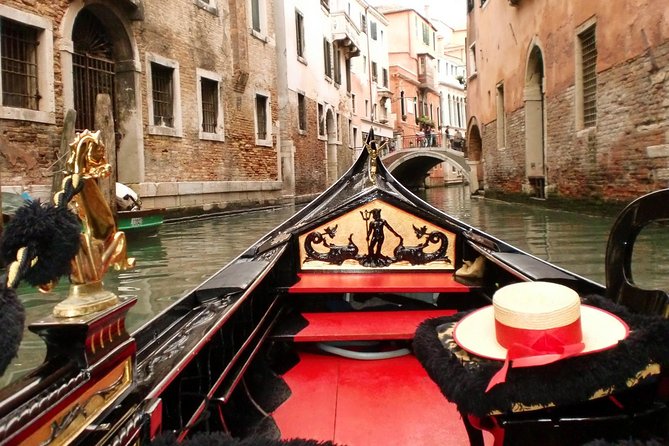 45-Minute or 1-hour Private Gondola Ride from Rialto - Why a 45-minute private gondola from Rialto works better than the quick version