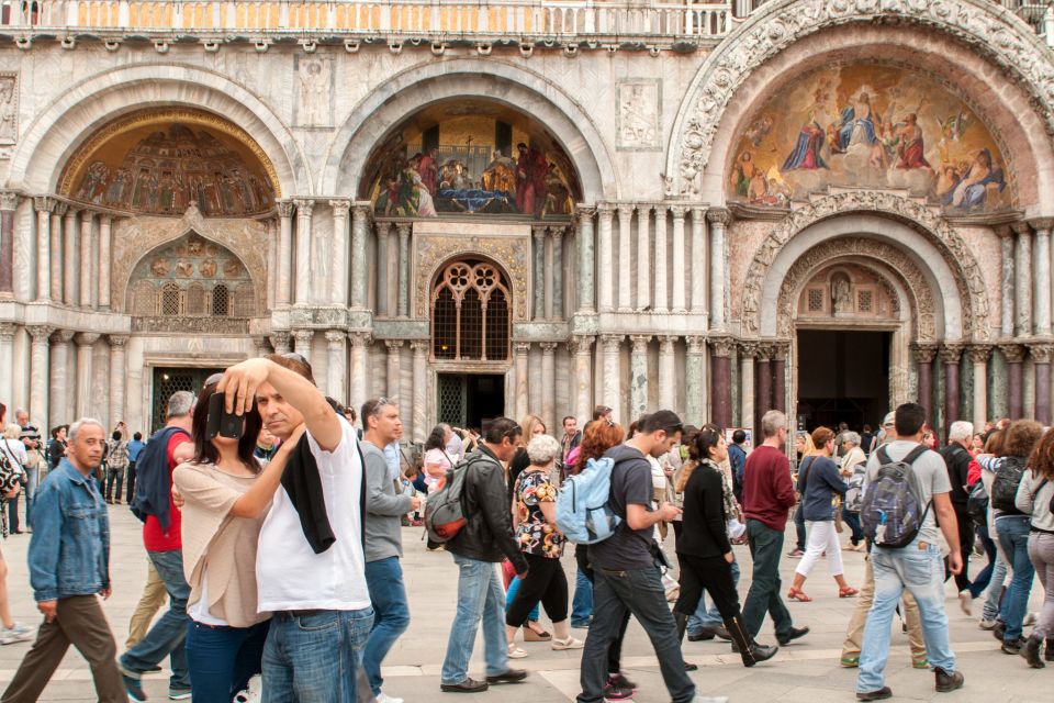 Classic Venice: 2-Hour Walking Tour with Basilica Entry - Should you book this St. Mark’s Square tour?