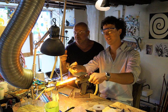 Create your Glass Artwork: Private Lesson with Local Artisan in Venice - Price, group size, and who this workshop suits best