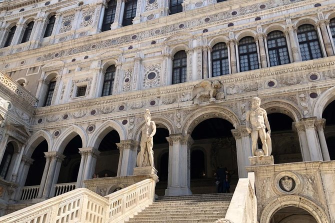 Doge's Palace Guided Tour - Timing: why later in the day can feel better