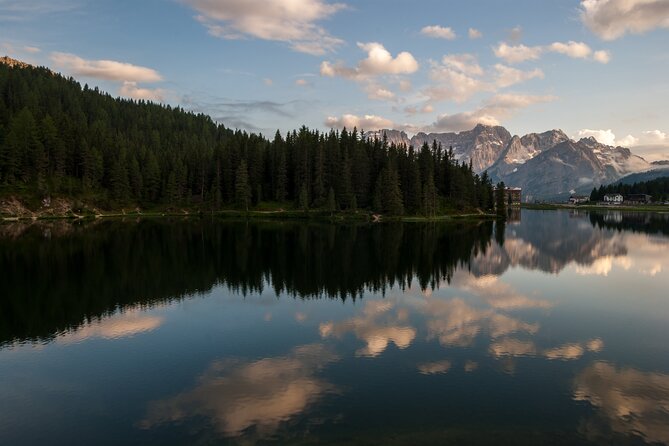 Dolomites Day Trip from Venice: Scenic Mountain Escape - Stop 2: Lago di Auronzo for Dam Walks and Photo Stops