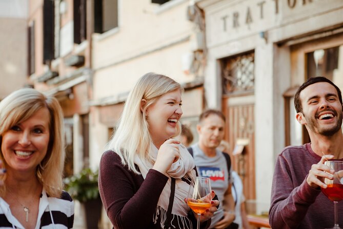 Eat like a Local: Venice Cicchetti and Wine Tasting Evening Tour - Stop 4: Osteria Ai Pugni for fried cicchetti and lagoon-sharing talk