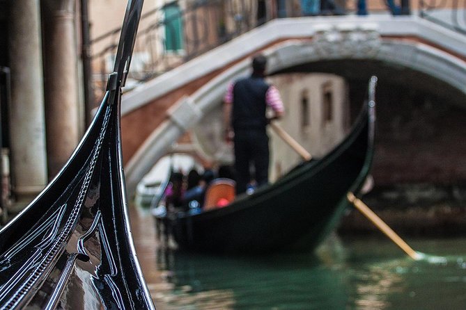 Enchanting Venice: Private Gondola Experience - Pricing and Value: When $180 per Group Works (and When It Doesn’t)