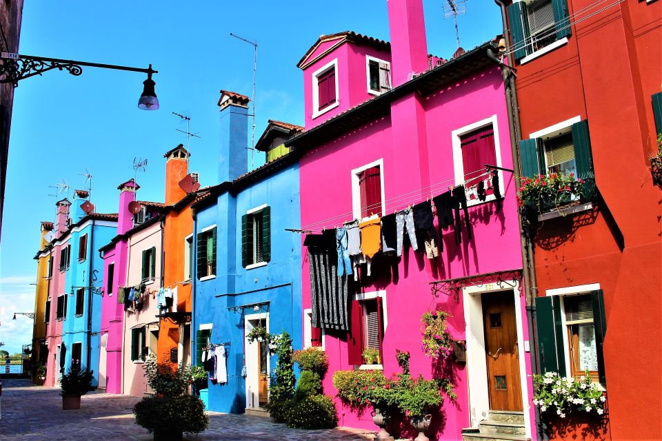 From Venice: Murano and Burano Private Tour with Transfer - Free time on Burano: how to use it without losing your day