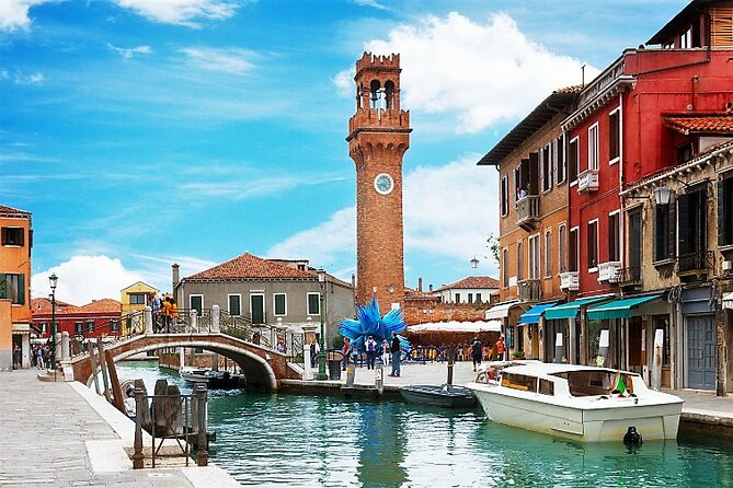 Glass Lampwork Workshop and Walking in Murano - Murano glass feels real here, not staged