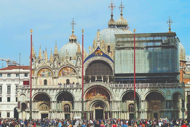 Gondola Ride and St Mark's Basilica - What the ride feels like (and how to enjoy it without a narrator)