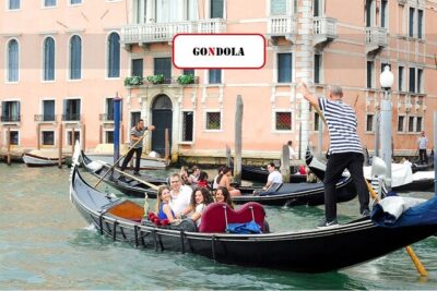 Grand Canal Gondola Experience with Live Commentary™ - Live commentary vs app narration vs the private quiet ride