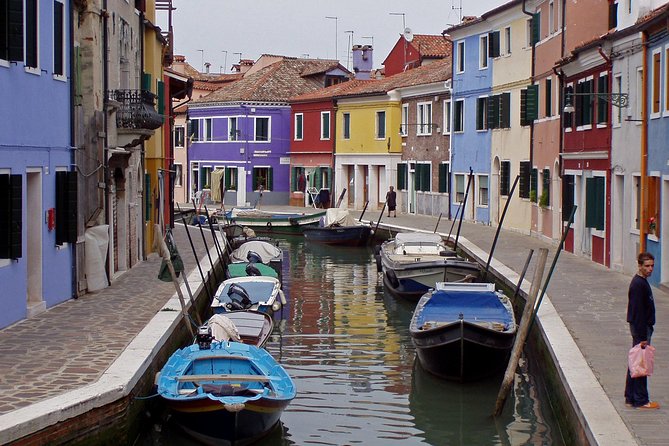 Murano and Burano Islands Semi-Independent Tour - Should you book Murano and Burano for a half-day?