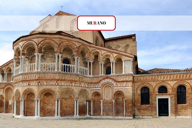 Murano & Burano Islands Tour with Glass-blowing Factory Visit - The glass-blowing demonstration: what to expect and how to not get disappointed