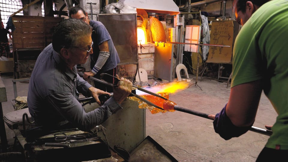 Murano: Glass Blowing Demonstration and Artistic Glass Gift - Key things to know before you go
