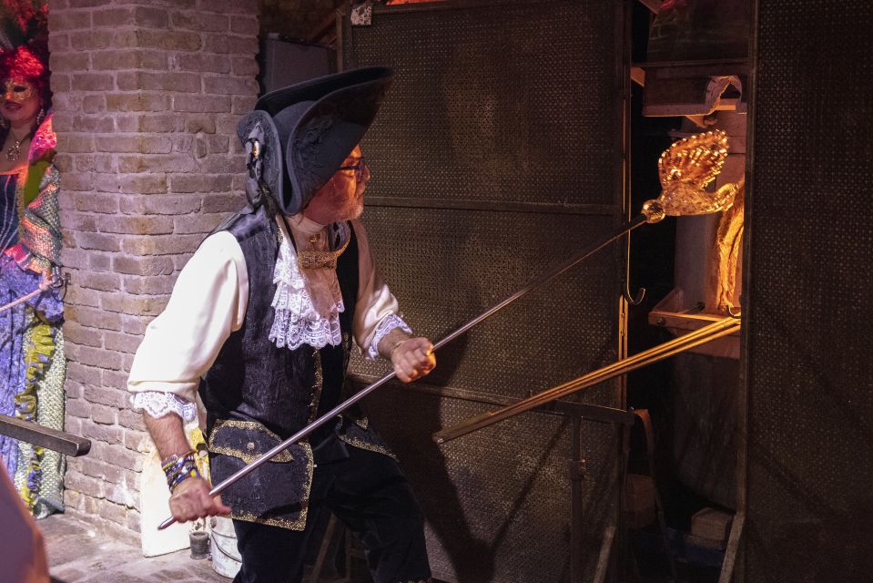 Murano: Glass Blowing Demonstration with Optional Drinks - Optional drinks at the don Giovanni bar