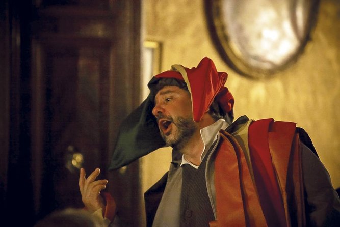 Musica a Palazzo 'Traveling Opera' Performance in Venice - Moving salon to salon: the part you’ll either love or adjust to