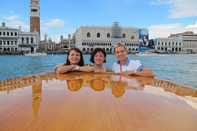 Private 4hrs Venice Tour: Doge's Palace, Grand Canal & St Mark's - Getting ready: dress code, ID, bags, and high-water plans
