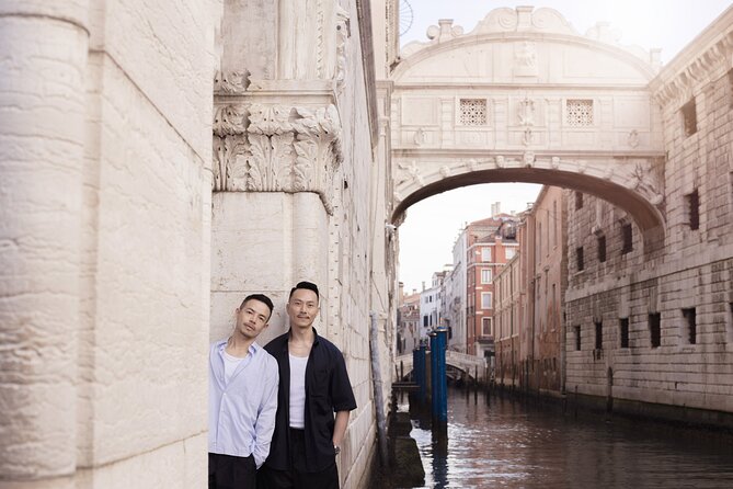 Private Gondola Ride and Photoshoot - Stop 2: Ponte dei Sospiri for the bridge you’ll never forget