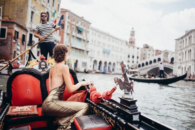Private Photo Shoot in Venice with Gondola Ride Included - Gondola ride reserved just for you: 30 minutes on the water