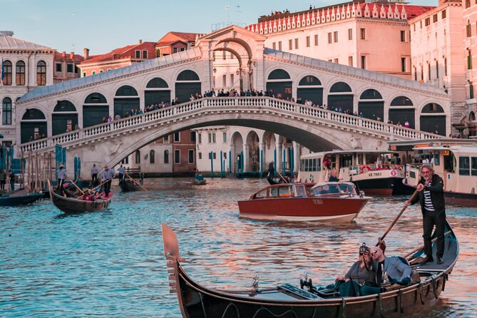 Private Secret Venice Tour; Rialto Market, San Polo & Food and Wine tasting - How the walk is set up: meeting spot, pacing, and route logic