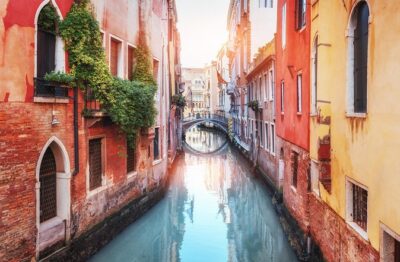 Private Tour: Venice Half-Day Walking Tour - Where you start in Venice and how to avoid stress