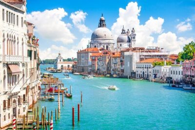 Private Venice 2 hrs Tour: Boat & Walking Tour with food tasting - First stop: the Grand Canal big-picture cruise