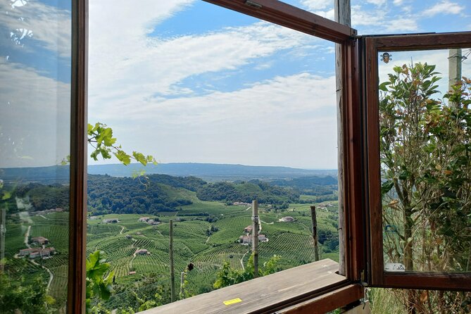 Prosecco Hills Day Trip from Venice & Treviso: 2 Wineries - Conegliano Free Time: A Real Town Break, Not a Parking Lot