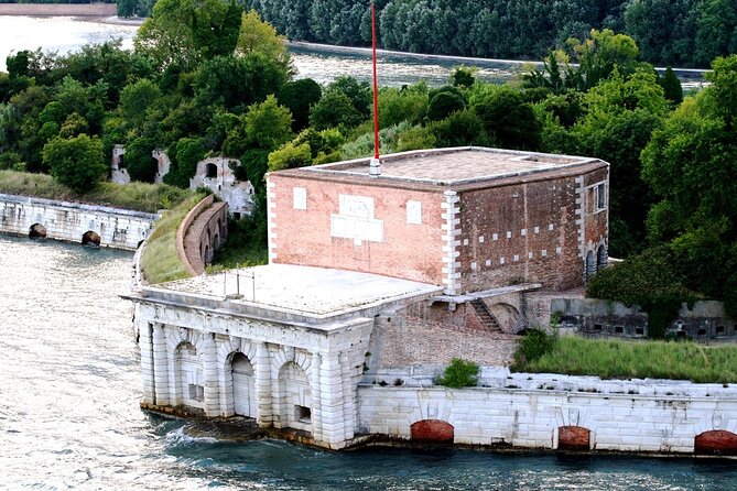 Punta Sabbioni to Venice Round-Trip Boat Ticket - Parking and the money math: is this ticket actually good value?