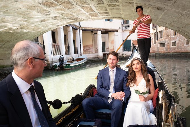 Renew your wedding vows on a romantic gondola - Traghetto Santa Maria del Giglio: Where the Gondola Ride Starts