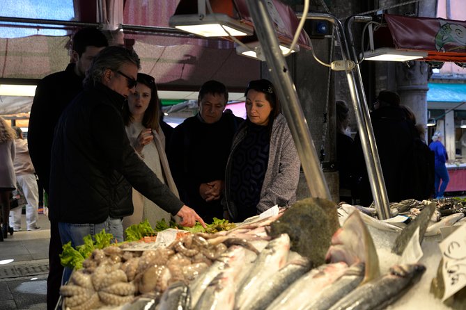 Rialto Market Tour with Hands on Cooking Class, Wine & Tiramisu - Where the cichetti starter and wine fit in (and what to expect from the meal)