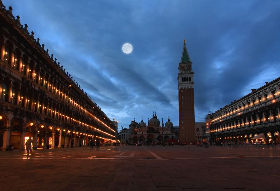 Saint Mark's and Doge's Palace: VIP After Hours Tour - Piazza San Marco guided: getting oriented before the basilica gates reopen