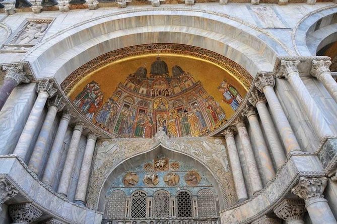 Saint Marks Basilica, Doge's Palace and Gondola tour in Venice - Piazza San Marco: the fastest way to understand what you’re looking at