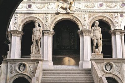 Skip the Line: Doge's Palace Guided Tour in Venice - Meeting at Campo S. Zaccaria and finding the group quickly