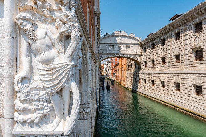 Skip the Line St Mark’s Basilica and Doge’s Palace Exclusive Tour - Piazza San Marco Start: A Quick Orientation in the Right Place