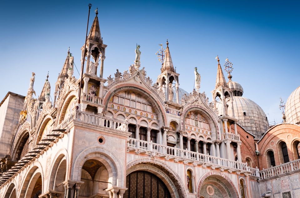 Skip the Line: St. Mark's Basilica Guided Tour - St Peter’s Door and why skipping the queue matters here
