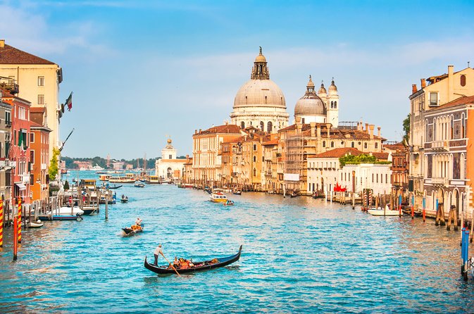 Small Group Venice Grand Canal Panoramic Tour - Art and museum power from the canal: Peggy Guggenheim