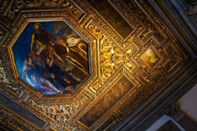 St Mark's Basilica & Doge's Palace with Secret Passages Access - Doge’s Palace secret itineraries: the backstage route