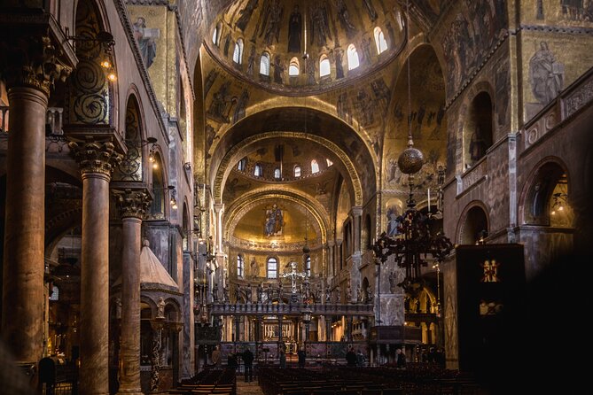 St. Mark's Cathedral Priority Guided Tour & History Gallery - The Venice Gallery Circuit and VR Journey Through St. Mark’s Square