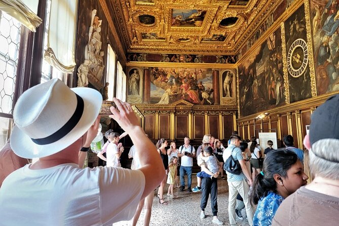 St Mark's, Doge's Palace, with Murano and Burano & Gondola Ride - Transportation and timing: private boat, not just ferry hopping