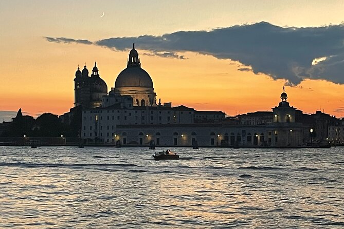 Sunset Jazz Catamaran Cruise with Aperitivo and Live Saxophone - Who this cruise suits best