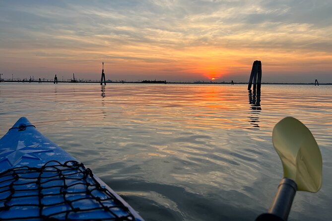 Sunset Kayak Tour in Venice: Discovering the City’s Canals - Training on Double Kayaks: Teamwork You Actually Feel