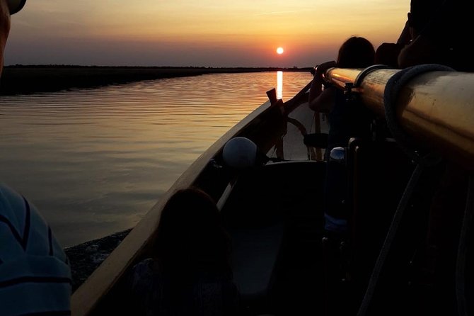 Sunset Traditional Boat Tour with Prosecco - What You See from the Water Near San Marco and the Doge’s Palace