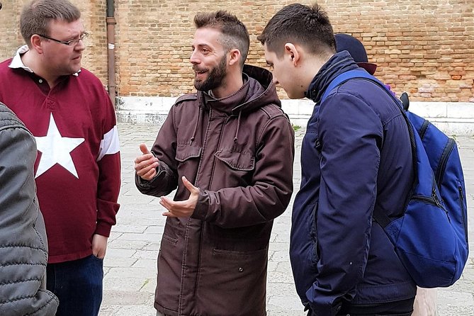 Tapas & Wines through secret Venice - Venice Cichetti 101: What you’re actually ordering at bacari