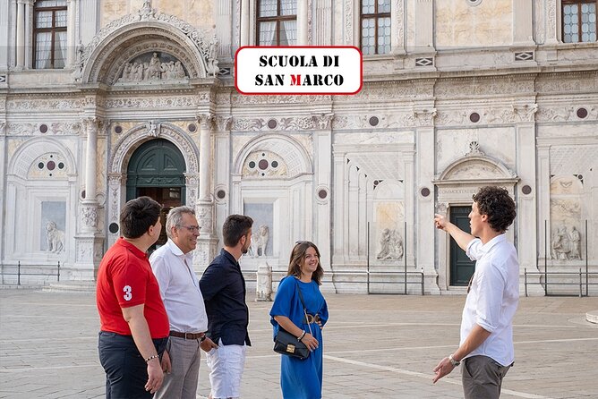 Unusual Venice Walking Tour through Rialto & Gondola Experience - The short in-office moment before the gondola