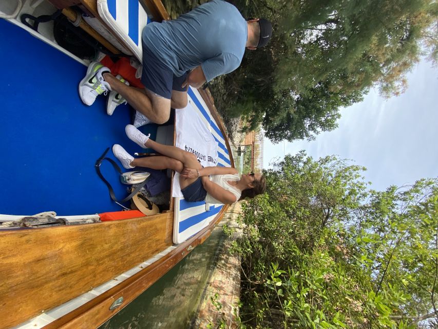 Venezia: Tour privato in Barca a Murano, Burano e Torcello - Murano Stop: Glassblowing and the Island of Makers