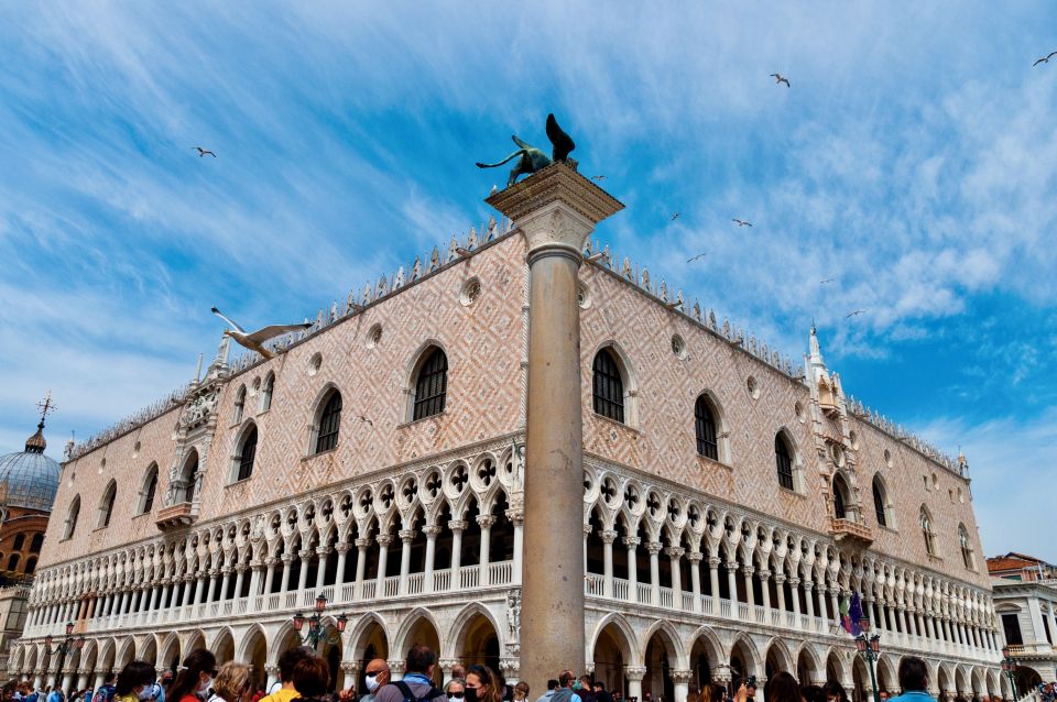 Venice: 1-Hour The Doge's Palace Tour - The Golden Staircase and the palace’s mixed-world architecture