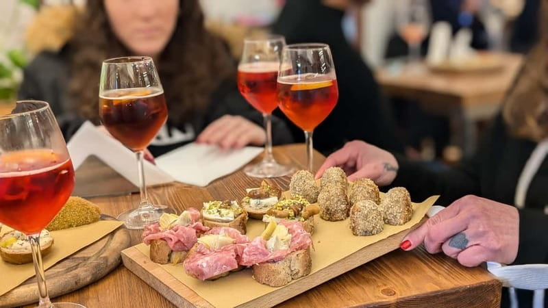 Venice: Cicchetti, Spritz, and Wine Tour in Ghetto Ebraico - Dessert stop: how the tour ends in a sweet way