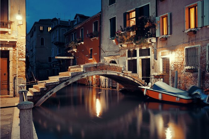 Venice Cicchetti, Spritz and Wine Tour with a Local Guide - Cannaregio’s cicchetti tastings: what sarde in saor really tastes like