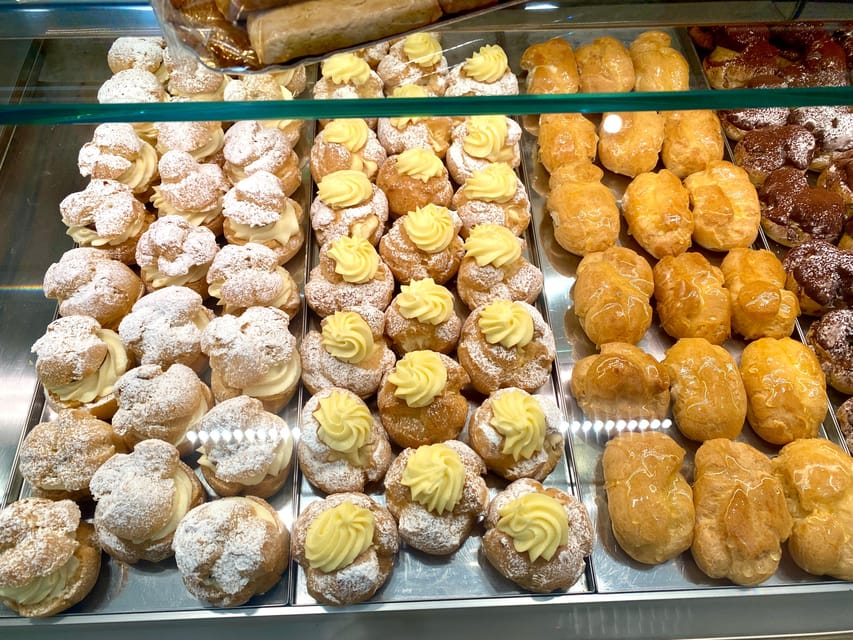 Venice: Cicchetti Street Food and Sightseeing Walking Tour - Hidden bàcari: the real Venetian experience is often behind a door