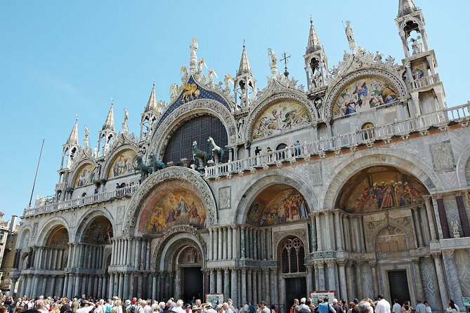 Venice City Center Exclusive Guided Walking Tour - Ponte di Rialto and Chiesa di San Giacomo: The Grand Canal View Trip