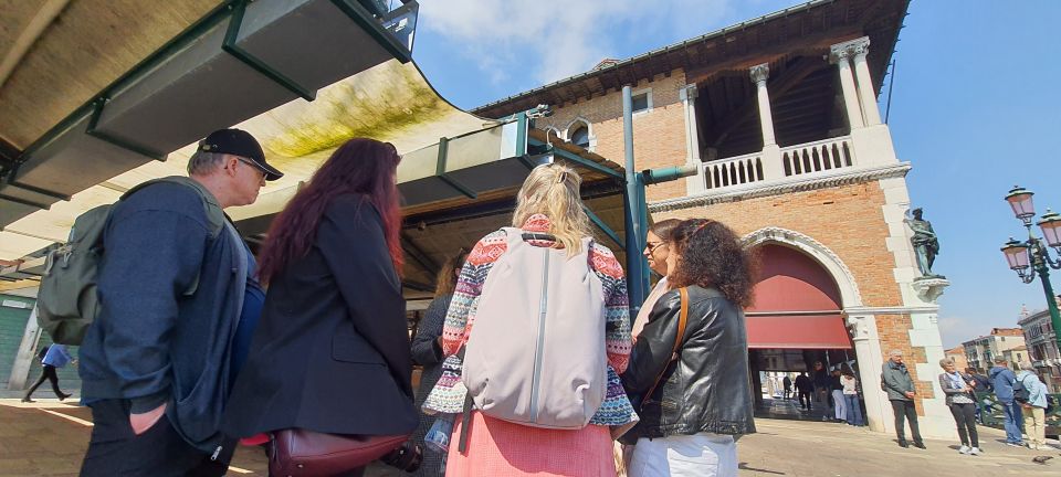 Venice: City Wonders Group Walking Tour with a Local Expert - Rialto, Dorsoduro, and St Mark’s Square in Two Hours
