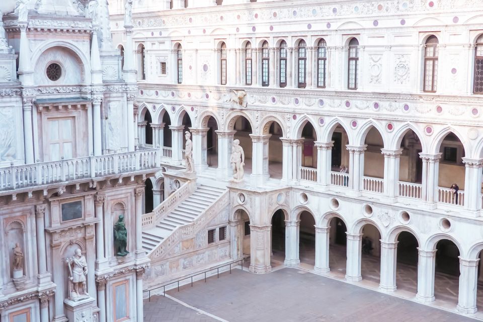 Venice: Doge's Palace and St. Mark's Basilica Tour - The prison visit and what the Bridge of Sighs adds