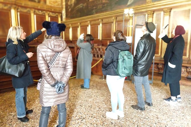 Venice: Doge's Palace Guided Tour With Tickets & Optional Gondola - Correr Museum access: how to make the rest of the day work