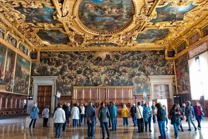 Venice: Doge's Palace Guided Tour With Tickets & Optional Gondola - Doge’s Palace priority entry: why it’s worth paying
